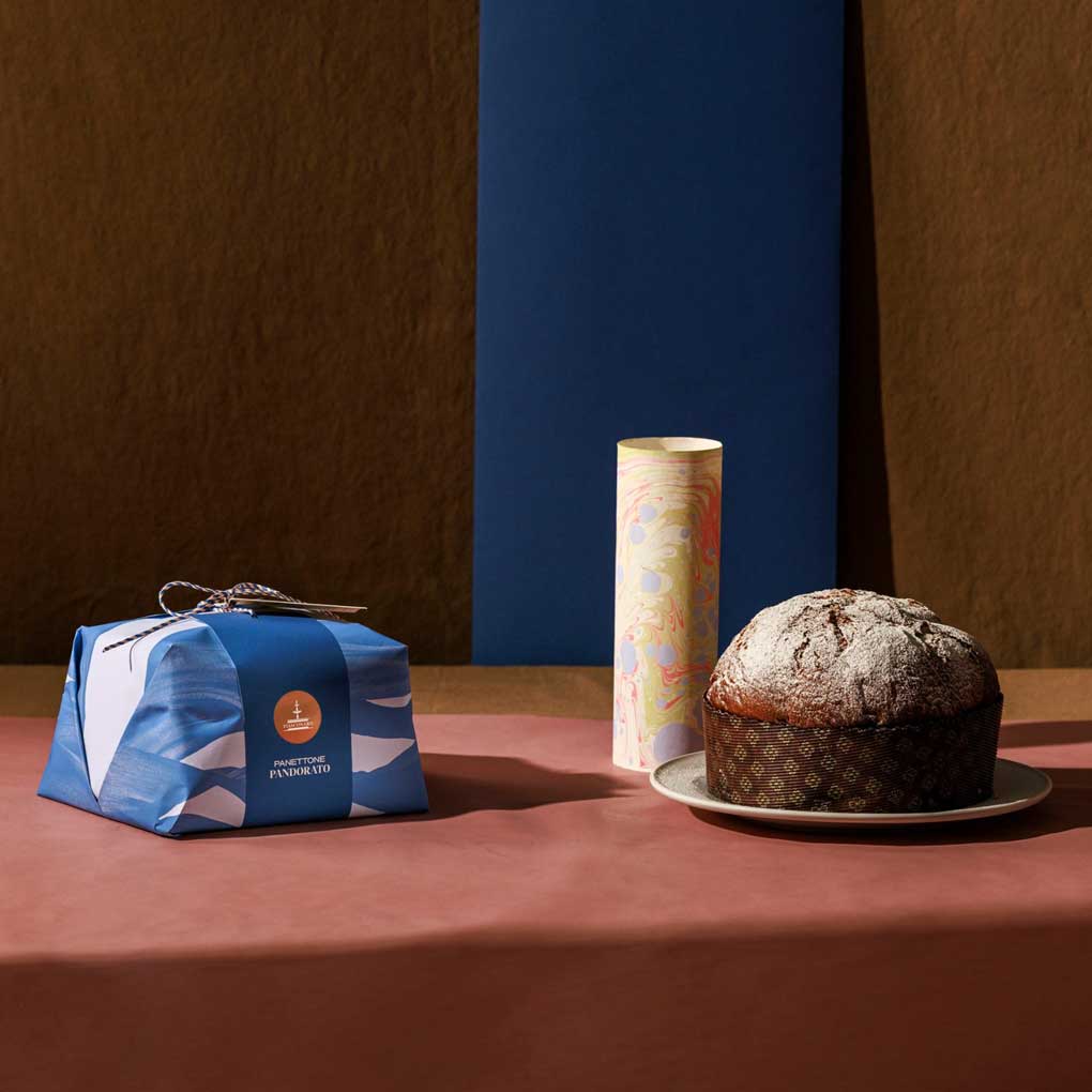 Fiasconaro Pandorato Panettone with Sugar Glaze (No Candied Fruit) 2