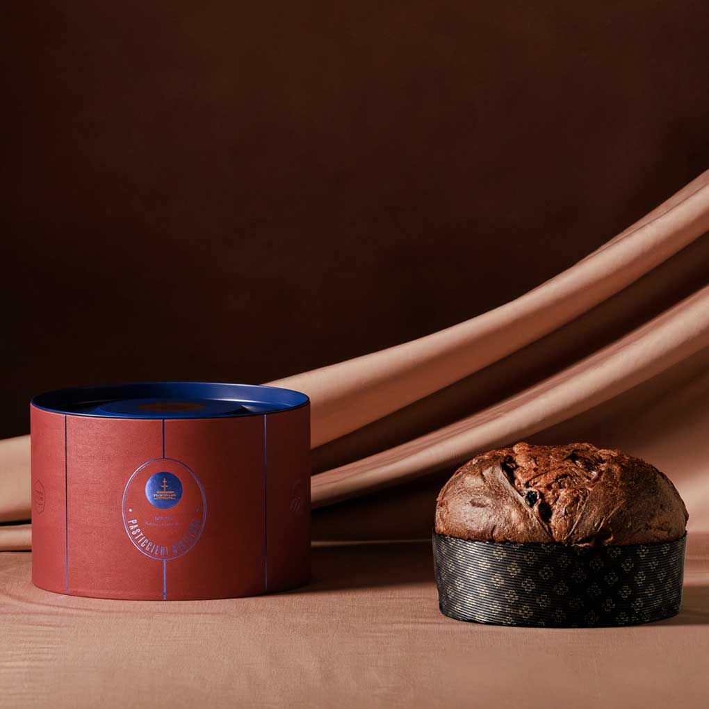 Fiasconaro Panettone with Malvasia delle Lipari Passito D.O.C. and Sicilian Citrus 2